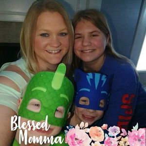 Meet your Posher, Crystal